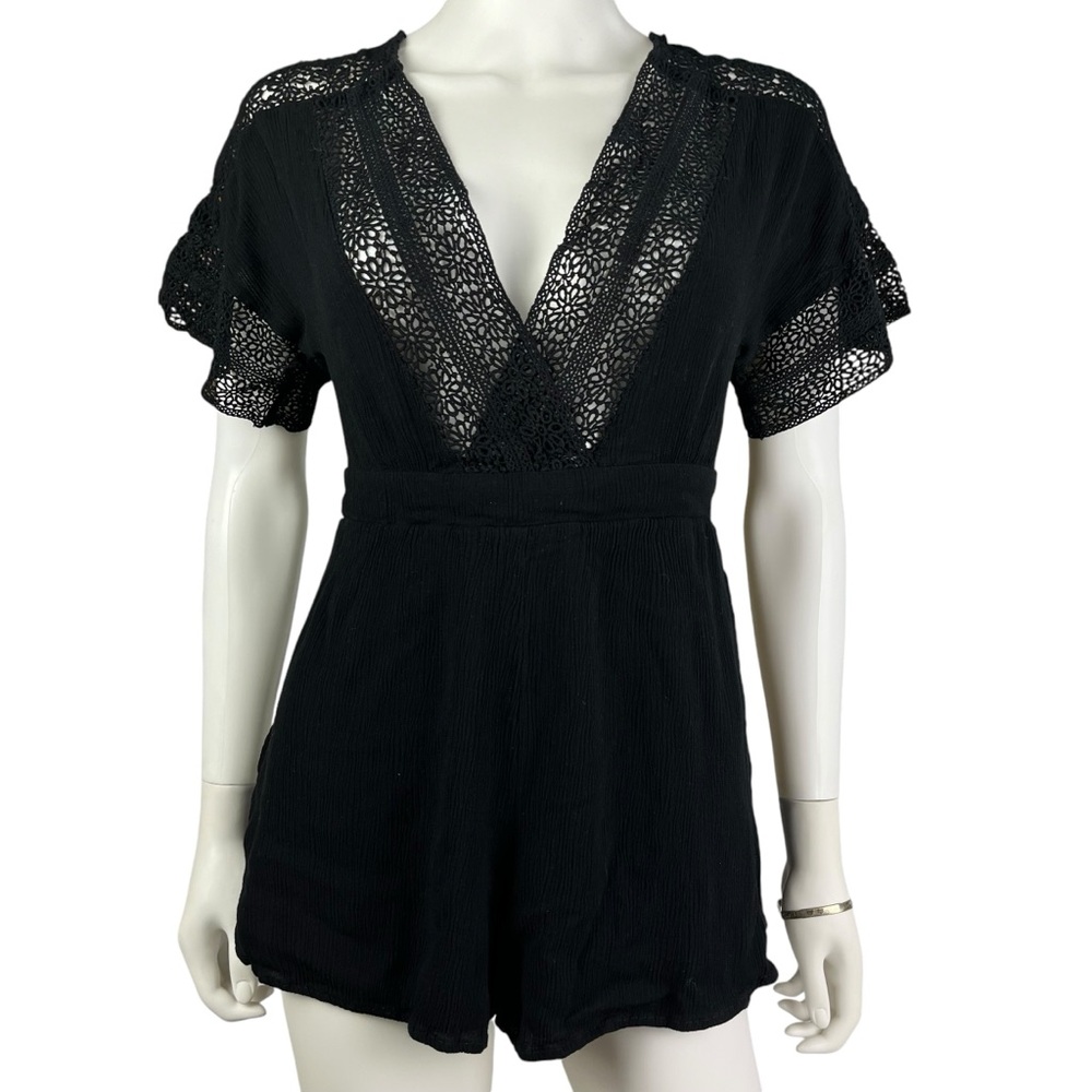 Forever 21 Black Crochet Lace Trim Mini Romper‎ Womens Size S